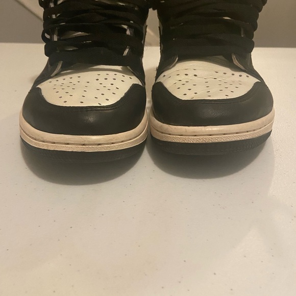 Jordan 1 mocha (PAY THROUGH APPLE PAY—PRICE NEGOTIABLE) - Picture 2 of 6